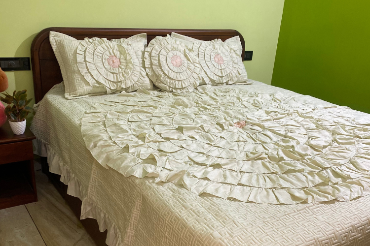 Versa Bedcover - Pista Green