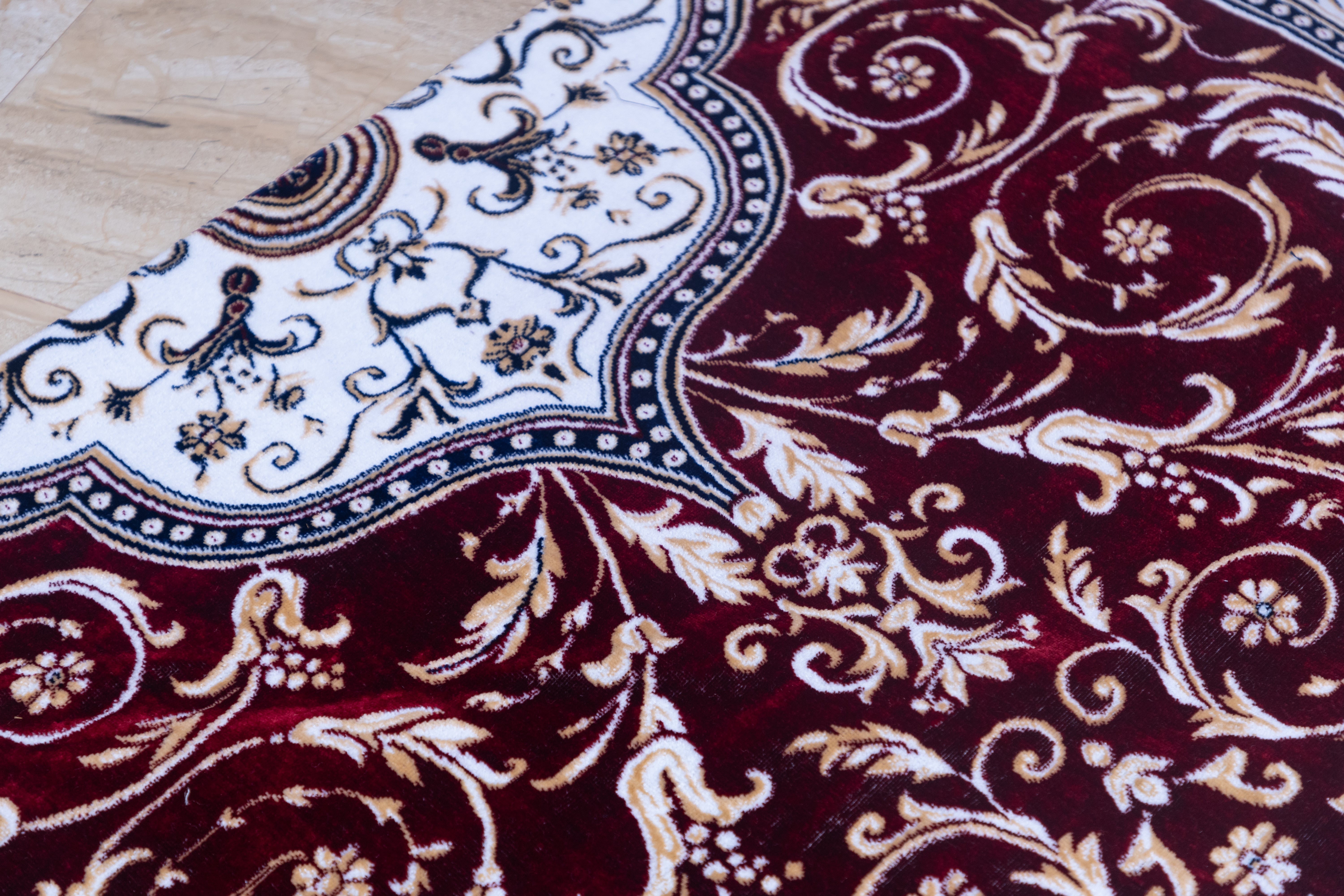 Amvi Large Carpert - Red