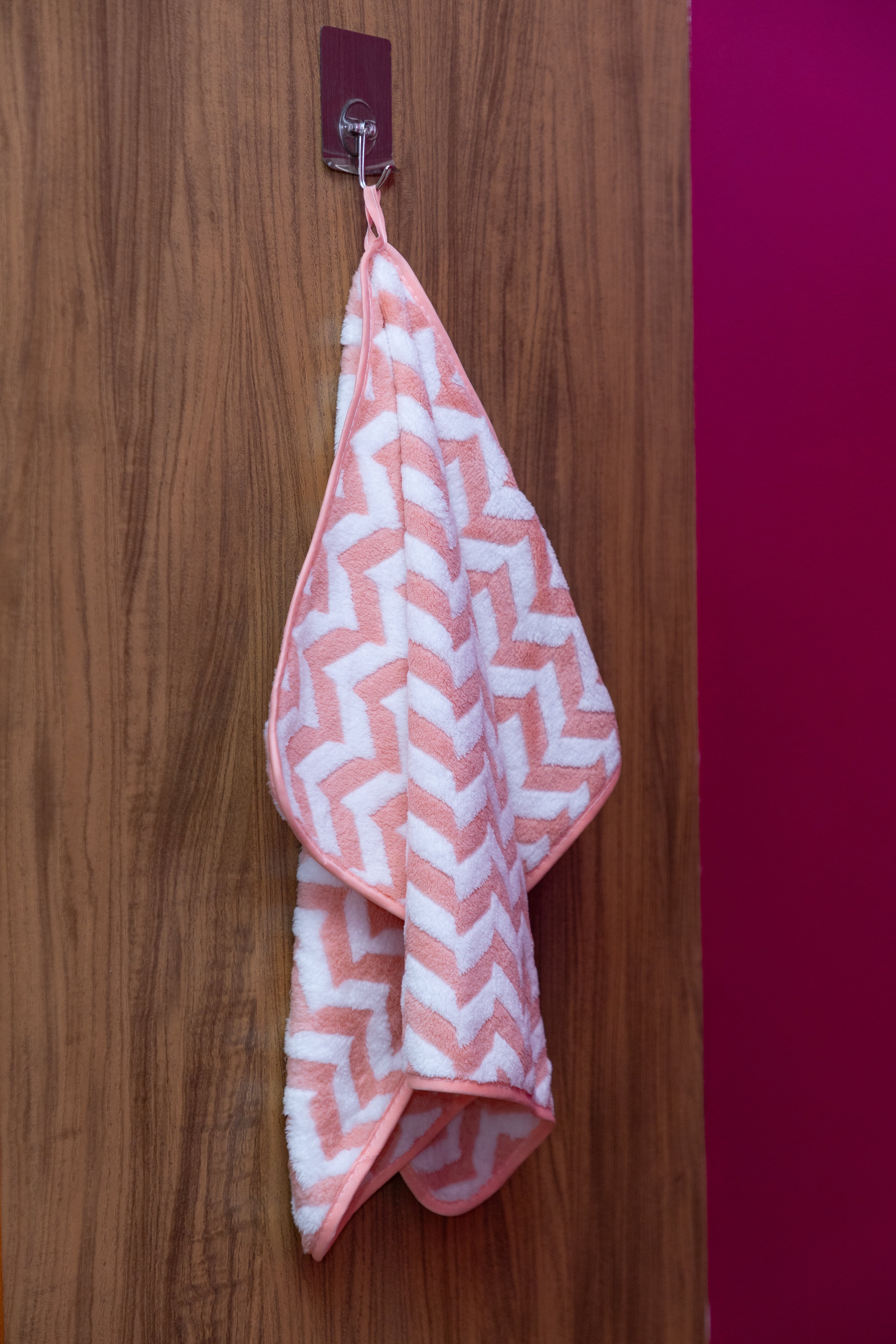 Hanger Hand Towel - Pink