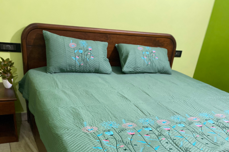 Nargis Bed Cover Set