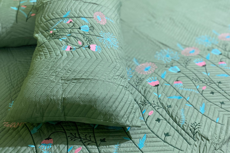 Nargis Bed Cover Set