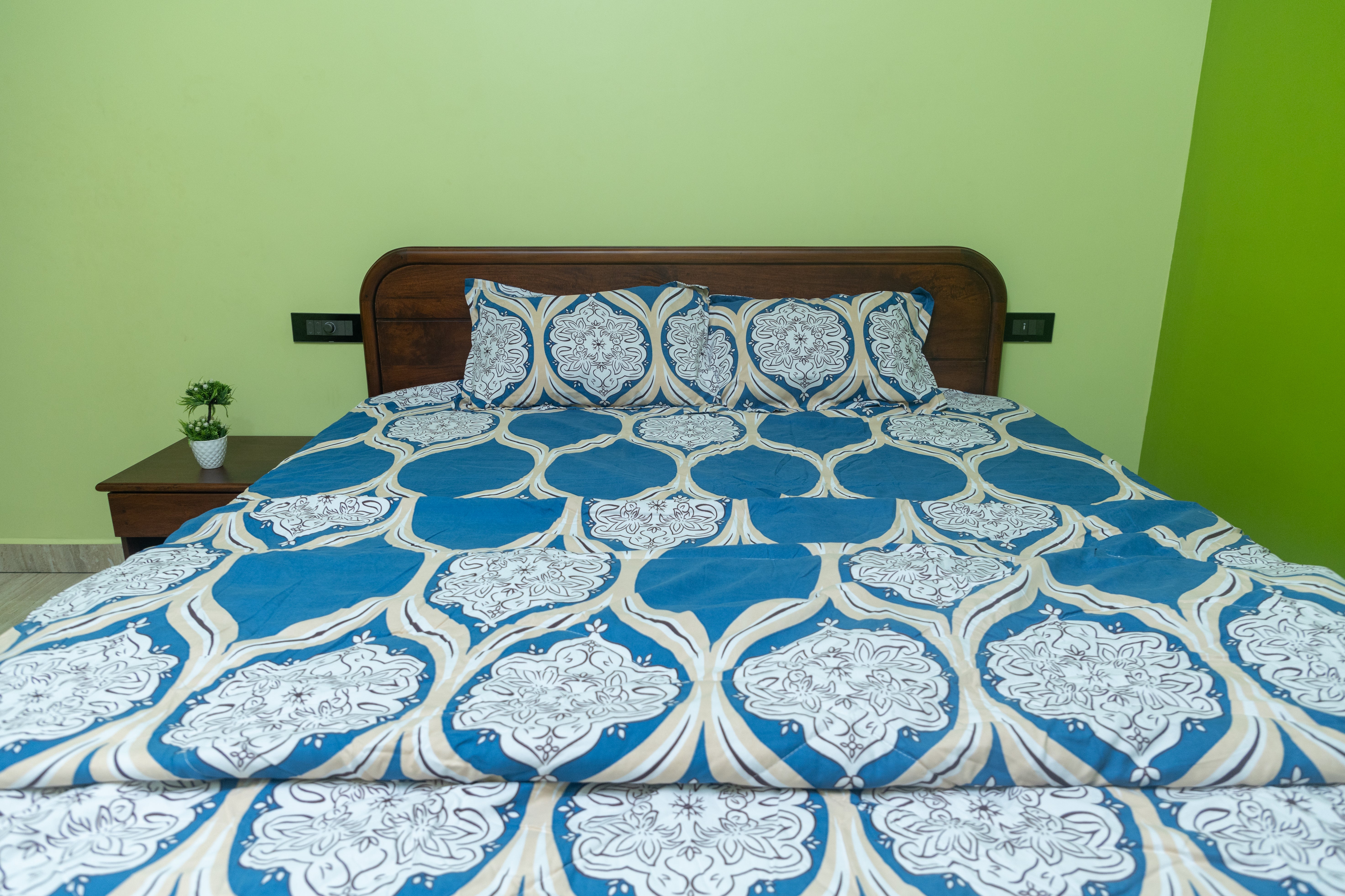 Romance 4Pcs Bedding Set