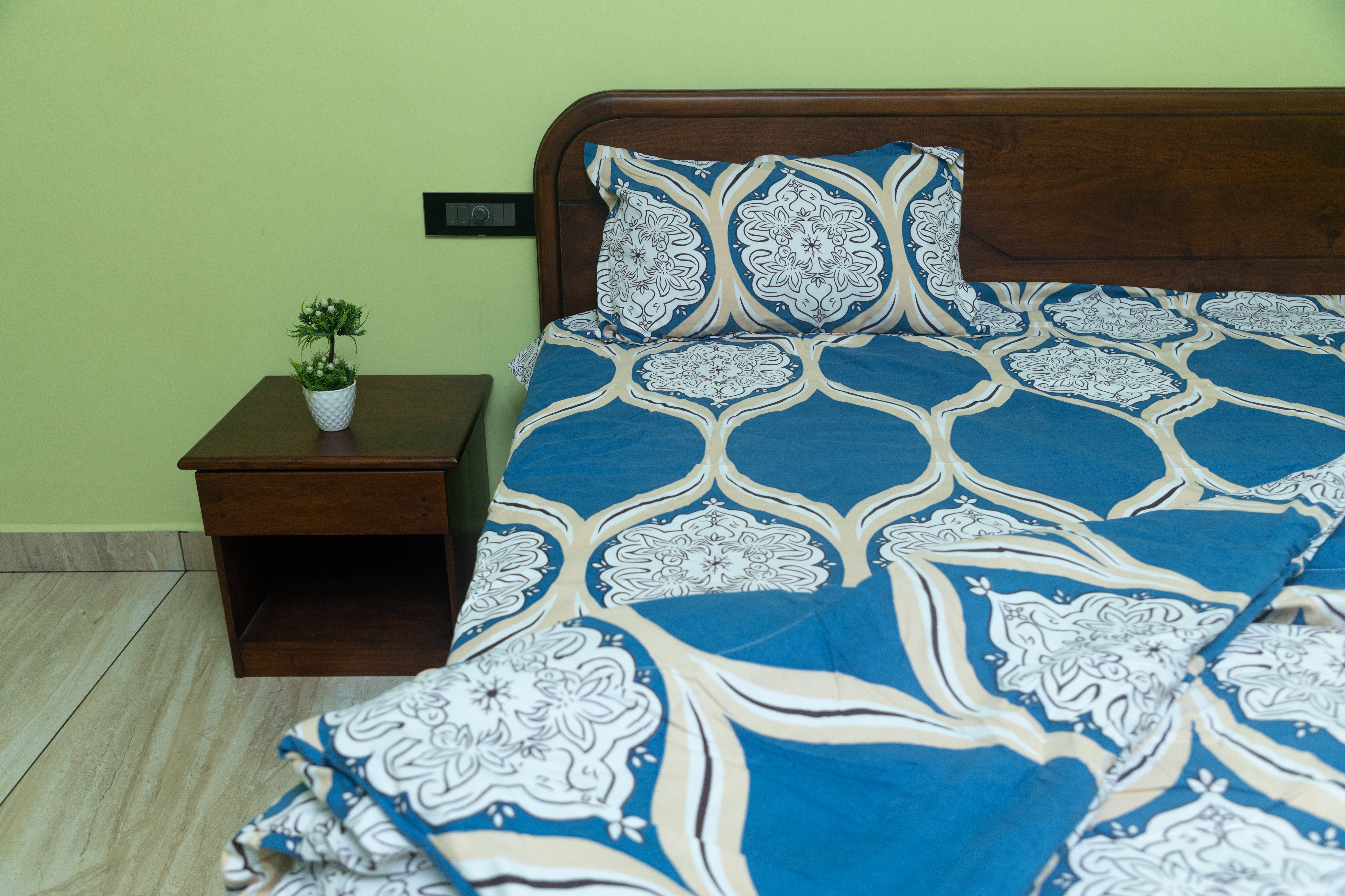 Romance 4Pcs Bedding Set